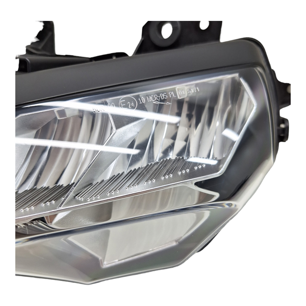 Farol KAWASAKI Z400 - Z650 - Z900 2020/2023 Original Usado